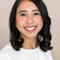 Alina Hall's Instagram, Twitter & Facebook