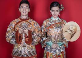 Their official wedding ceremony was held at the wedding hall. Angelababy Fiance Send Out Wedding Favours Shows Off Diamond Ring Women News Asiaone