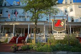 For those who wish to drive their own cars, red lion inn and suites auburn has a car park available for guests. Red Lion Inn Celebrates 50th Anniversary Since Reopening Berkshire Record