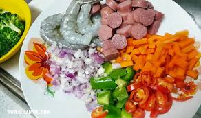 Ditambah lagi daging kisar yang menghias spaghetti. Spageti Goreng Udang Ini Adalah Bellarina Natasya