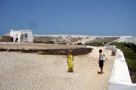 Em 1443, o infante d. Torre E Muralhas De Sagres Ou Fortaleza De Sagres E Cultura