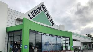 Yo pensaba que leroy merlin se esforzaba por la atención al cliente pero me defraudó mucho. Video Pres De Rennes Pied Au Plancher Ils Foncent Chez Leroy Merlin