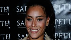 Pour les articles homonymes, voir bent. Amel Bent Enceinte De Son Deuxieme Enfant Elle Ne Cache Plus Son Baby Bump Magicmaman Com