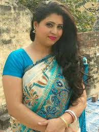 Its an 18+ page if any dont like this page jst. Pin By Sunil P On Aunty Indian Natural Beauty Beautiful Women Naturally Desi Beauty