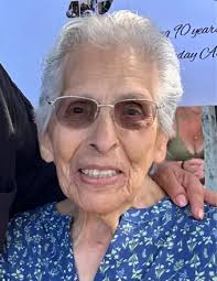 Annie Sotelo's Instagram, Twitter & Facebook