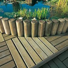 wood decking board classsic silverwood bordure jardin jardins en bois amenagement jardin