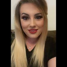 Lovelies!! I need nail inspiration! Not Christmas designs ideally. I'm  feeling green and I'm feeling black. But open to others