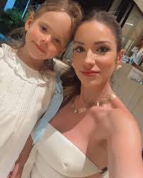 Cora Rivera's Instagram, Twitter & Facebook