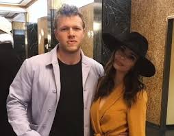 Ratajkowski cut a cool, retro figure in the pared back wedding look. Emily Ratajkowski Got Married In A 200 Zara Pantsuit With A Black Veil Hellogiggles