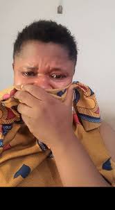 Storytime: The day my mom dropped me off at college was picture perfect.  Sunny. Blue skies. Big “new chapter” energy. So we pull up, we unload, she  gives her little goodbye… and