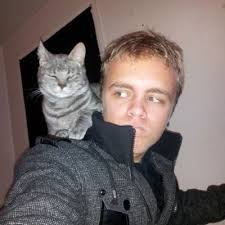 Lee halley (@Lth623)