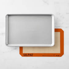 Williams Sonoma Traditionaltouch Jelly Roll Sheet And Silpat Silicone Baking Mat Set Williams Sonoma