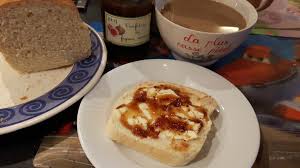 Le Pain De Mie Du Petit Dejeuner De L Ami Epices Et Fonds De Placards