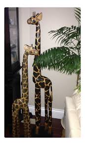 Pin By Iyshia Brenner On Home Ideas Giraffe Decor Animal Decor Giraffes Statues