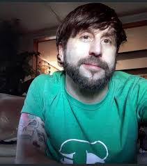 David Mullinax's Instagram, Twitter & Facebook