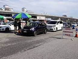 Sungai besi toll plaza is a popular bus station in kuala lumpur. Tinjaun Sekatan Jalan Raya Plaza Tol Sungai Besi