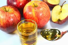 Apple cider vinegar helps lower the amount of yeast growing on your scalp, which, in turn, helps protect if the jawline reacts (red, burning, itchy after five minutes) then stop using it, says dr. Apple Cider Vinegar Benefits Side Effects Dosage And Interactions