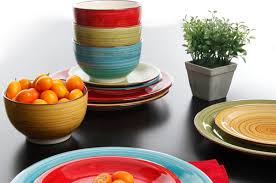 Oxfam shop macclesfield a pretty bone china trinket bowl from wedgwood in april flowers pattern. 19 Dinnerware Sets No One Will Believe You Got From Walmart