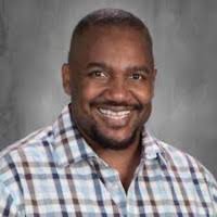 80+ perfiles de «Amerson»