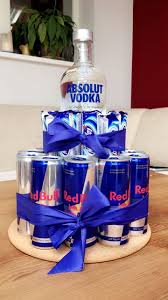 Vodka Torte Birthdaybasket With Images Birthday Surprise Vodka Alcohol Gifts