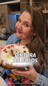 Quando foi a última vez que você fez algo pela primeira vez? 💐 , Assim foi  meu sentimento na Oficina de Pintura de Bolos que a @taisawurges  proporcionou. , Um momento de conexão comigo mesma e com ...