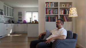 Das versprechen wir aus überzeugung, da respekt gegenüber mitmenschen, ressourcen und der umwelt ein wichtiger grundpfeiler des lebens ist. Musterhaus Koln 1 Rensch Haus