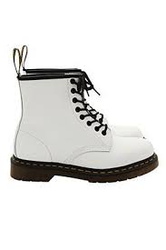 My valentine's day is sorted! Dr Martens White Airwair 8 Eye Boots Hot Topic Boots Shoes Dr Martens Boots