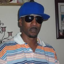 Wade Ruff's Instagram, Twitter & Facebook