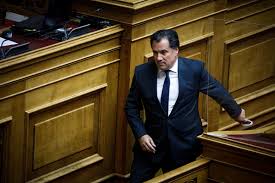 Είναι απόφοιτος του τμήματος ιστορίας και αρχαιολογίας της φιλοσοφικής σχολής αθηνών. Adwnis Gewrgiadhs Espeysmena Sto Xeiroyrgeio O Ypoyrgos Anapty3hs Ta Nea