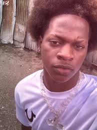 Explore the Essence of Ben Yuh's Back