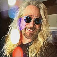 lol I'll go first the name of this song is I hate thee