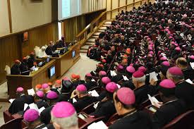 A bishop is an ordained or appointed member in a religious institution, who is generally entrusted with a position of authority and oversight. Una Posible Reforma Del Sinodo De Obispos Loiola Xxi