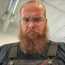 Had a few people snap lines with the red chalk best to get rid of it ?