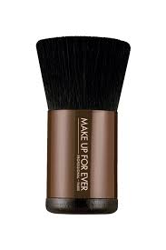 Las brochas de maquillaje en el mercado se hacen con pelos reales o sintéticos. Manual De Uso De Las Brochas De Maquillaje