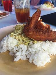 Nasi kandar is a iconic food synonymous with penang island, malaysia. Nasi Kandar Lawood In Bandar Baru Nilai Negeri Sembilan Openrice Malaysia