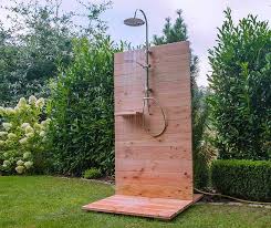 Https Info Globus Baumarkt De Wp Content Uploads 2018 08 Gartendusche Jpg In 2020 Gartendusche Selber Bauen Gartendusche Gartendusche Holz