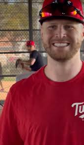 greta theft autumn 📖