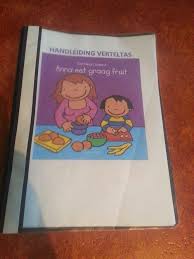 Juf Rani In De Kleuterklas Verteltas Kleuterklas Lezen Handpoppen