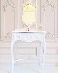 Shabby Chic On Instagram I Adore This Precious 1920 S Console Table It Has Such Beautifully Carved In 2020 Shabby Chic Console Table Shabby Chic Decor