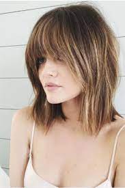 Wenn dir „frisuren mittellanges haar mit pony gefällt, gefallen dir vielleicht auch diese ideen. Pony Frisuren Rihanna Tragt Plotzlich Einen Pony Schone Frisuren Mittellange Haare Frisuren Haarschnitte Frisuren