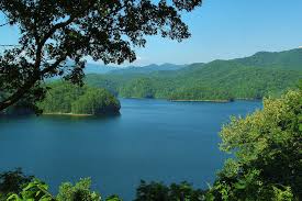 Rooms at fontana village inn are furnished with work desks and coffee makers. Fontana Lake Dam