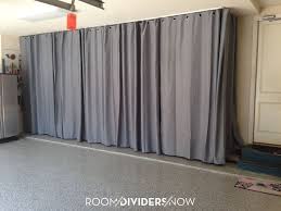 Diy Headboards Hide Clutter In Your Garage See More At Https Missdiystudio Com Diy Headboards Hide Cl Zimmer Uber Garage Raumteiler Ideen Stoff Raumteiler