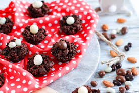 Rose Des Sables De Paques Noisettes Et Pecan Mes Recettes Healthy Recette En 2020 Recette Rose Des Sables Cookies Chocolat Rose Des Sables Chocolat
