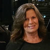 Lori Fink's Instagram, Twitter & Facebook