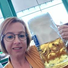 Hopsandhighheelsorsneakers