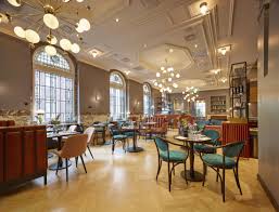 Het Restaurant Van Hotel Indigo The Hague Palace Noordeinde Den Haag Interieur Ontwerpen Hotel Schuine Plafonds