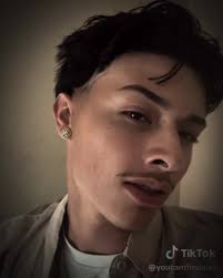 Adrian Gwapo Slickback