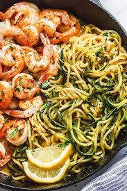 Lemon Garlic Butter Shrimp With Zucchini Noodles 10 Minute Healthy Recipes Recipes Food