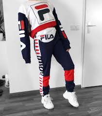 Sweater And Jogger Fila Outfit Joggers Outfit Sporty Outfits