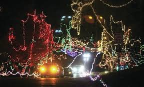 The Telegraph Christmas Wonderland Bringing Holiday Lights Alton S Rock Spring Park Sees About 350 Vehic Rock Springs Park Christmas Wonderland Rock Spring